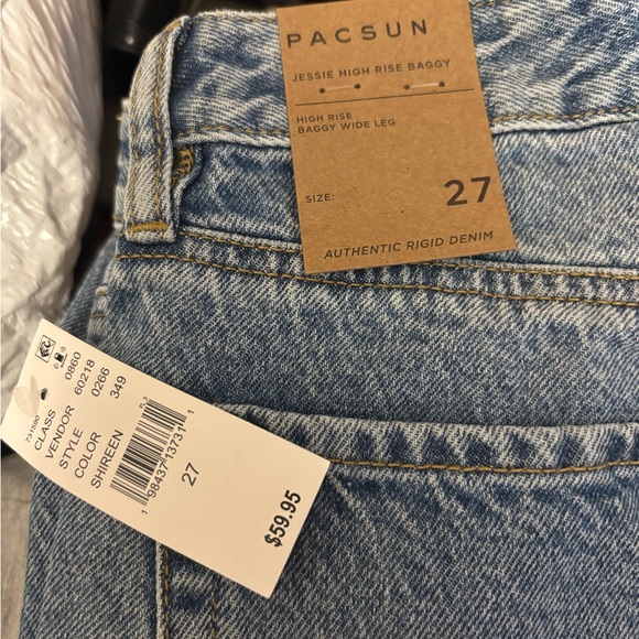 PacSun High Rise Light Blue Jeans - Picture 4 of 5